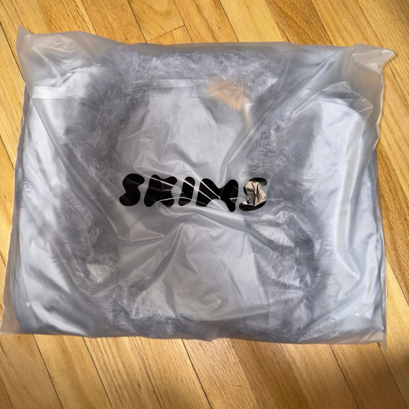 SKIMS Other - Skims Silk Feather Trim Long Robe in Mirror size M Sold Out Online SKU693